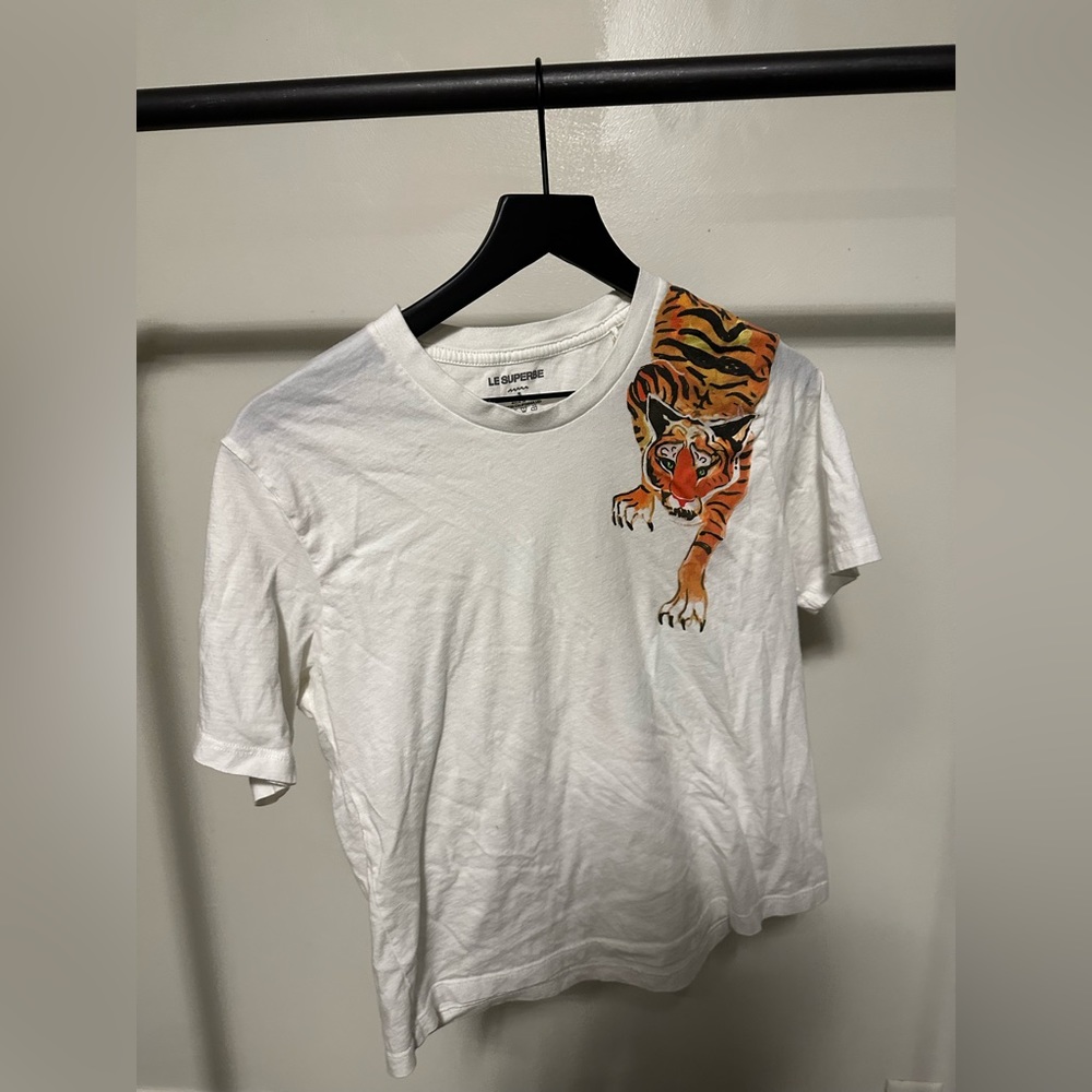 Le Superbe Tiger cotton tee size small - scratching tiger tee jersey from Saks
